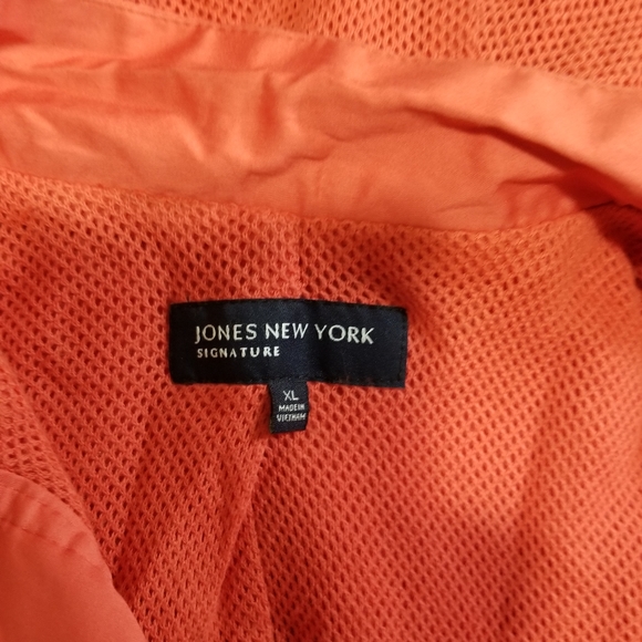 Jones New York Signature  jacket - Picture 2 of 4
